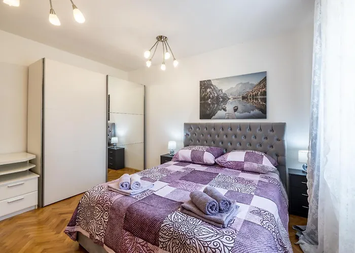 Apartment Moje Lipe Split